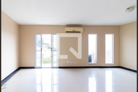 Sala de casa de condomínio à venda com 3 quartos, 140m² em Vila Prado, São Paulo