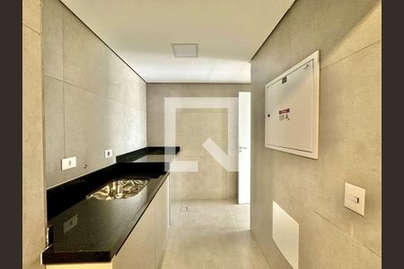 Cozinha de casa de condomínio para alugar com 4 quartos, 484m² em São Paulo II, Cotia