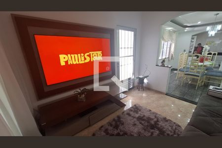 Sala de casa para alugar com 3 quartos, 185m² em Cidade Edson, Suzano