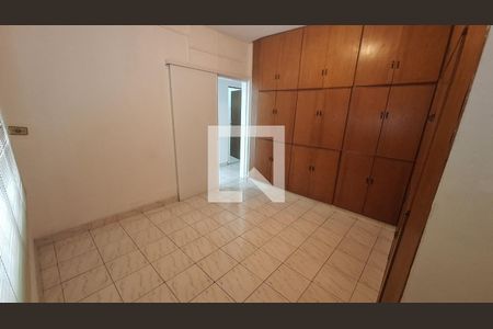 Quarto 1 de casa para alugar com 5 quartos, 300m² em Parque Suzano, Suzano