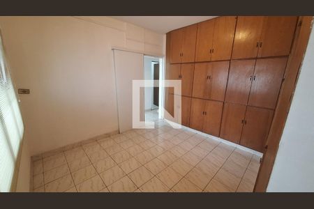Quarto 1 de casa para alugar com 5 quartos, 300m² em Parque Suzano, Suzano