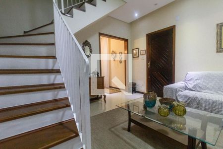 Sala de casa à venda com 3 quartos, 183m² em Vila Domitila, São Paulo