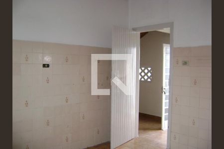 Casa para alugar com 2 quartos, 170m² em Vila Cruz das Almas, São Paulo