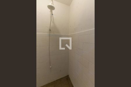 Banheiro da Suíte de casa para alugar com 1 quarto, 80m² em Vila Euthalia, São Paulo