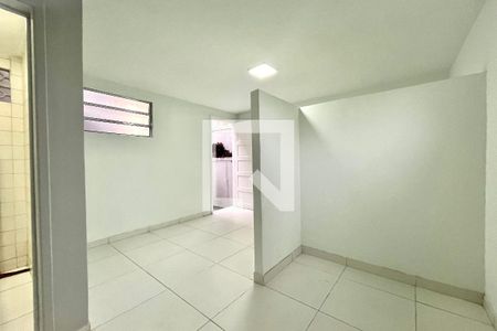 Quarto de casa para alugar com 1 quarto, 20m² em Vila Campestre, São Paulo