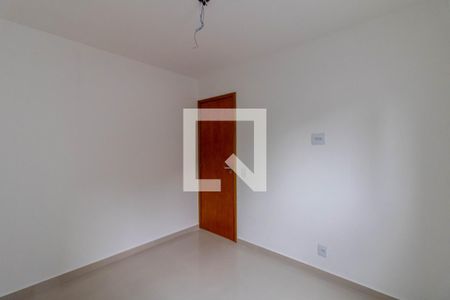 Quarto 1 de apartamento para alugar com 2 quartos, 50m² em Vila Iris, Guarulhos