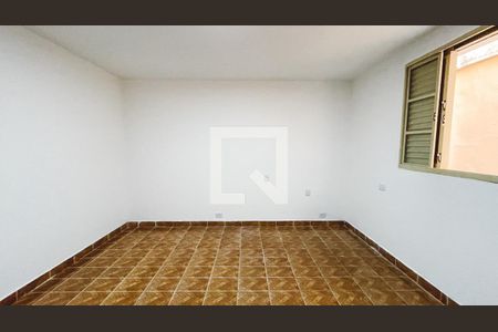 Quarto 1 de casa para alugar com 2 quartos, 70m² em Parque Peruche, São Paulo