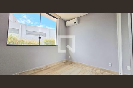 Quarto 1 de casa de condomínio para alugar com 3 quartos, 282m² em , Lagoa Santa