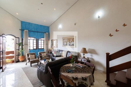 Sala de casa à venda com 3 quartos, 285m² em Cidade Antônio Estêvão de Carvalho, São Paulo