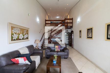 Sala de casa à venda com 3 quartos, 285m² em Cidade Antônio Estêvão de Carvalho, São Paulo