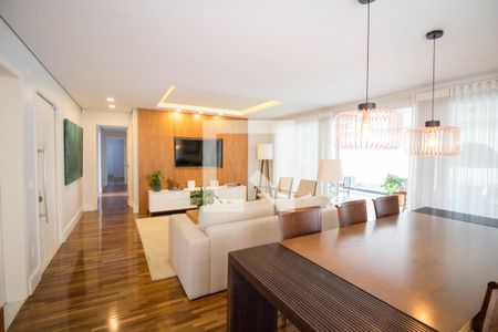 Sala de apartamento à venda com 4 quartos, 208m² em Alto da Boa Vista, São Paulo