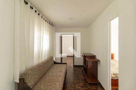 Sala de casa para alugar com 2 quartos, 50m² em Uberaba, Curitiba