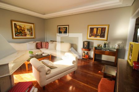 Sala 1 de casa para alugar com 3 quartos, 358m² em Ipanema, Porto Alegre