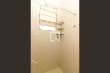 Banheiro Social de casa para alugar com 1 quarto, 70m² em Osvaldo Cruz, Rio de Janeiro