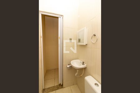 Banheiro Social de casa para alugar com 1 quarto, 70m² em Osvaldo Cruz, Rio de Janeiro