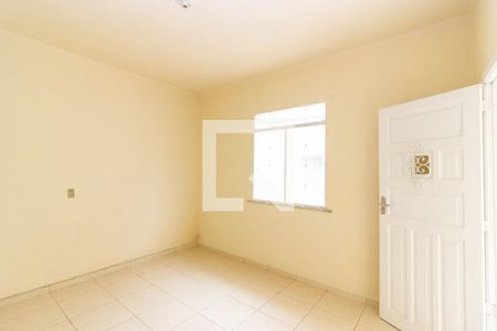 Sala de casa para alugar com 1 quarto, 70m² em Osvaldo Cruz, Rio de Janeiro