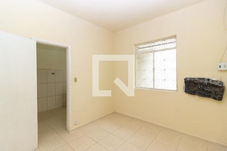 Quarto de casa para alugar com 1 quarto, 70m² em Osvaldo Cruz, Rio de Janeiro
