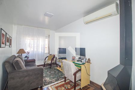 Sala de casa à venda com 3 quartos, 115m² em Santo Antônio, Porto Alegre