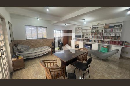 Sala de casa para alugar com 4 quartos, 350m² em Novo Eldorado, Contagem