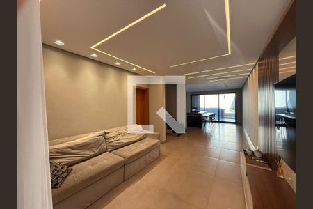 Sala de casa à venda com 3 quartos, 230m² em Santa Luzia, Contagem
