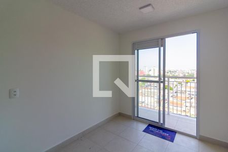 Sala/Cozinha de apartamento para alugar com 1 quarto, 27m² em Jardim Itacolomi, São Paulo