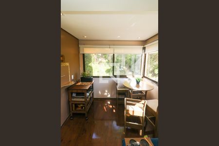 Varanda da Sala de apartamento à venda com 2 quartos, 74m² em Menino Deus, Porto Alegre