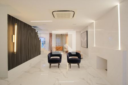Sala de casa de condomínio à venda com 5 quartos, 356m² em Vila Carrão, São Paulo