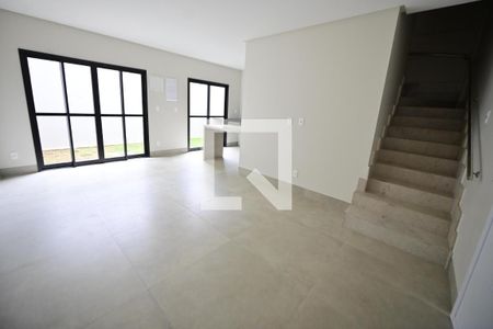 Sala de casa de condomínio para alugar com 3 quartos, 153m² em Vila Rosa, Goiânia