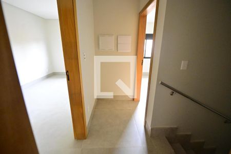 Corredor de casa de condomínio para alugar com 3 quartos, 153m² em Vila Rosa, Goiânia