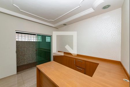 Sala 2 de casa à venda com 3 quartos, 230m² em Teixeira Dias, Belo Horizonte
