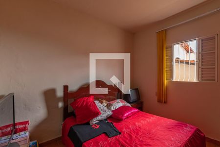 Quarto 1 de casa à venda com 3 quartos, 360m² em Novo Glória, Belo Horizonte