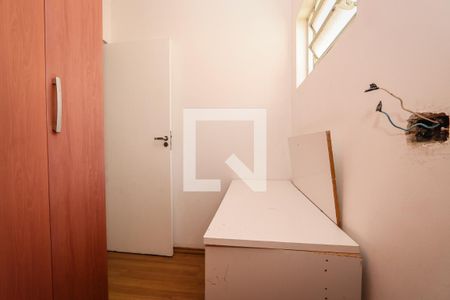 Quarto 2 de casa à venda com 5 quartos, 236m² em Chácara Agrindus, Taboão da Serra