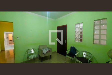 Sala de casa à venda com 6 quartos, 350m² em Pestana, Osasco