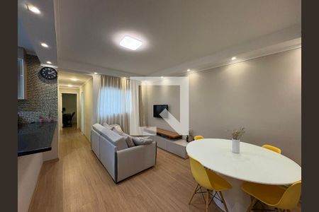 Sala de apartamento à venda com 3 quartos, 120m² em Vila Vilma, Santo André