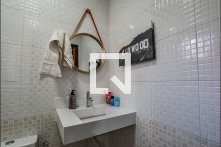 Casa à venda com 3 quartos, 244m² em Vila Claudio, Santo André