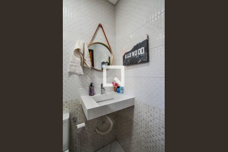 Casa à venda com 3 quartos, 244m² em Vila Claudio, Santo André