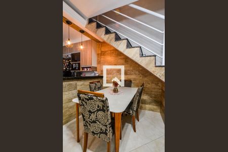 Casa à venda com 3 quartos, 244m² em Vila Claudio, Santo André