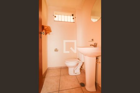 Lavabo de casa para alugar com 3 quartos, 90m² em Vila Sonia, São Paulo