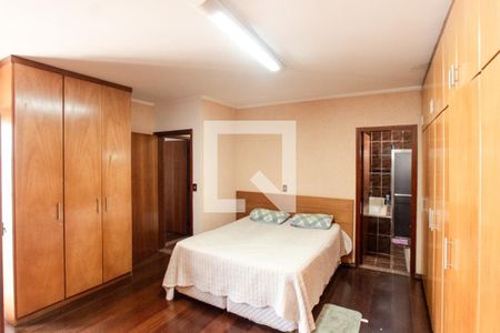 Suíte 1 de casa para alugar com 4 quartos, 350m² em Jardim Guapira, São Paulo