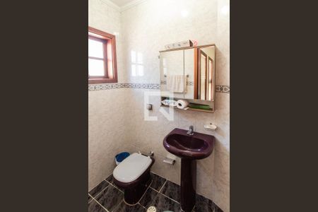 Lavabo de casa para alugar com 4 quartos, 350m² em Jardim Guapira, São Paulo