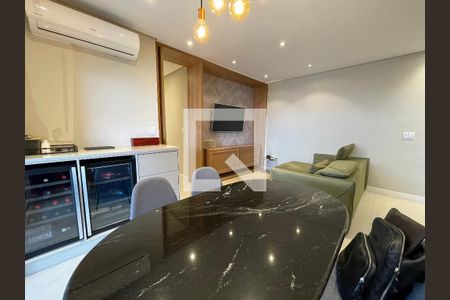 Sala de apartamento à venda com 3 quartos, 172m² em Jardim Sarah, São Paulo