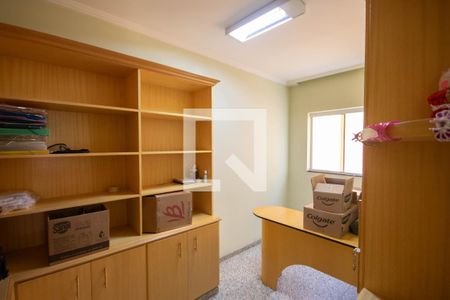 Quarto 2 de casa para alugar com 4 quartos, 495m² em Vila Albertina, São Paulo