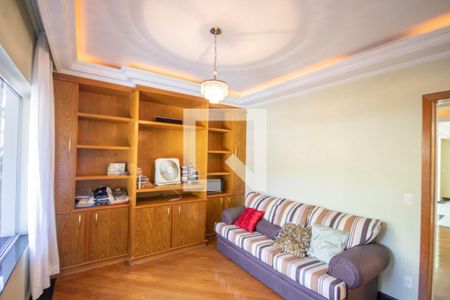 Quarto 1 de casa para alugar com 4 quartos, 495m² em Vila Albertina, São Paulo