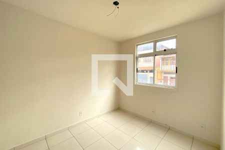 Quarto de apartamento à venda com 2 quartos, 54m² em João Pinheiro, Belo Horizonte