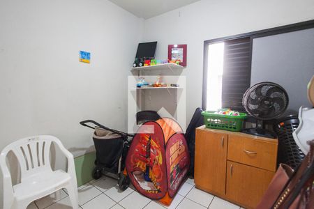 Quarto 1 de apartamento para alugar com 3 quartos, 73m² em Presidente Roosevelt, Uberlândia