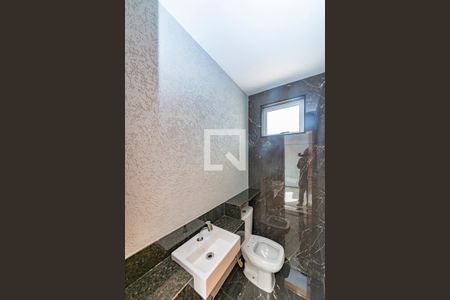 Lavabo de apartamento à venda com 2 quartos, 130m² em Vila Paris, Belo Horizonte