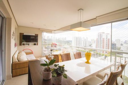 Sala de apartamento à venda com 3 quartos, 117m² em Várzea de Baixo, São Paulo
