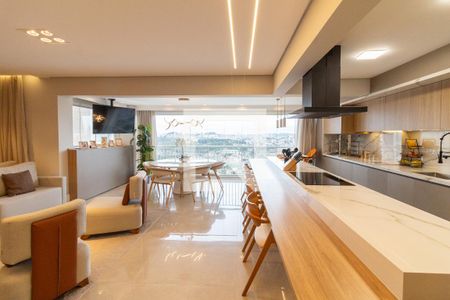 Sala de apartamento à venda com 3 quartos, 150m² em Jardim Arpoador, São Paulo