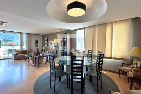 Sala de apartamento à venda com 4 quartos, 300m² em Laranjeiras, Rio de Janeiro