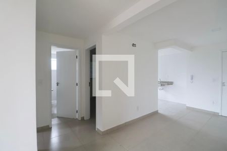 Sala de apartamento para alugar com 2 quartos, 55m² em Tortuga, Guarujá